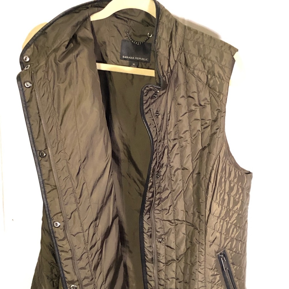 Banana Republic Green Quilted Field Seaweed Vest